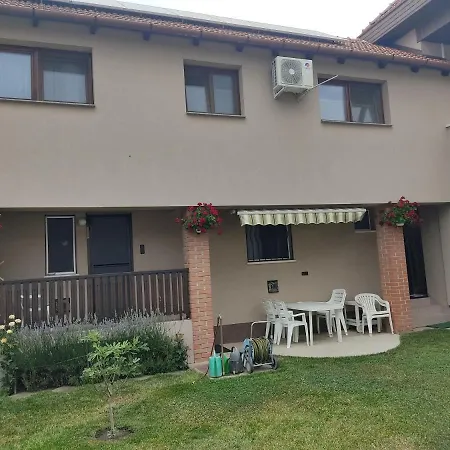 Arnika Vendeghaz Apartament Hajdúszoboszló