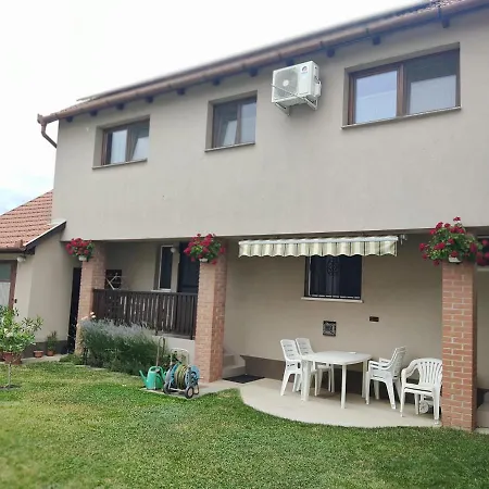 Apartament Arnika Vendeghaz